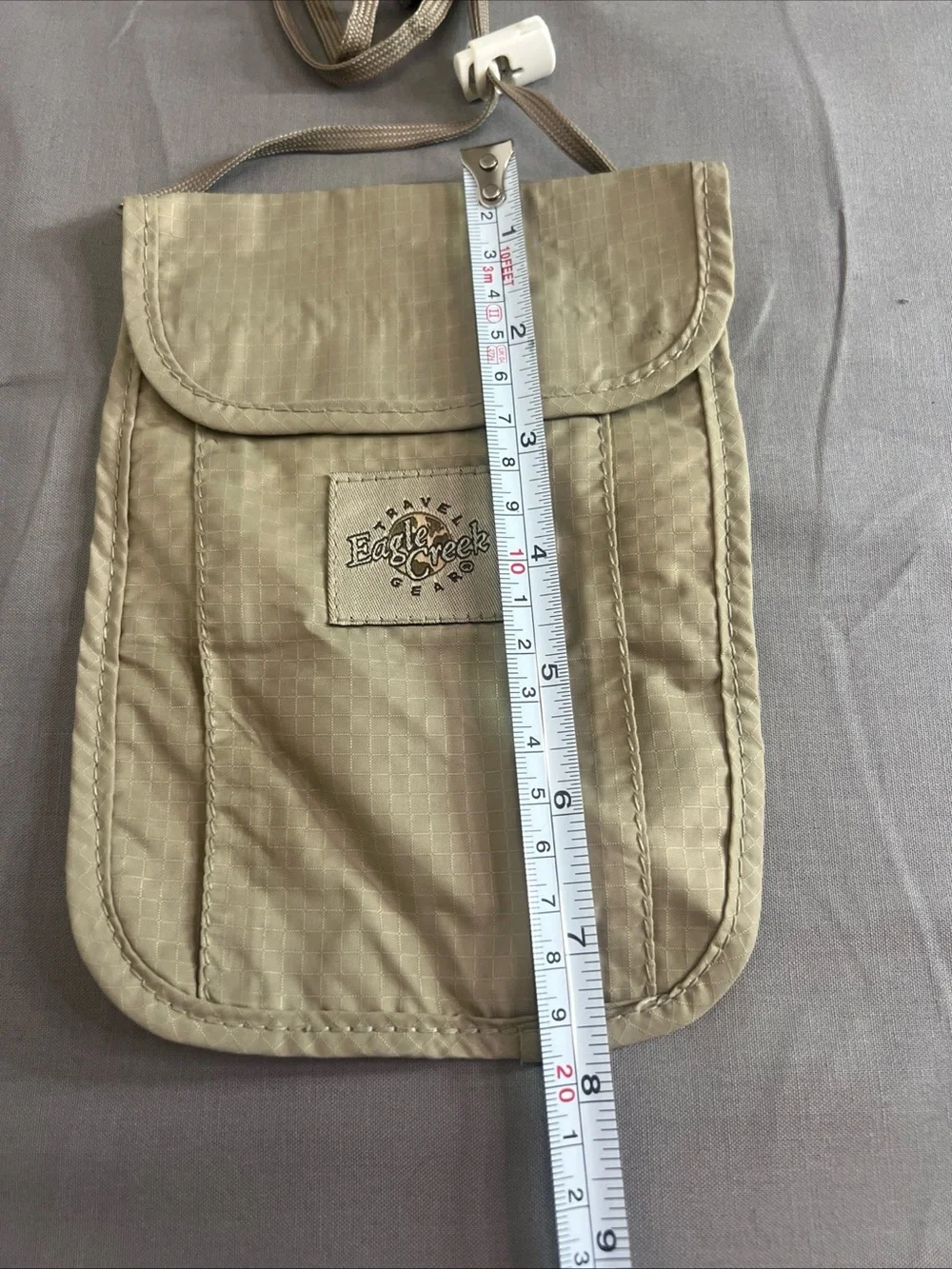 Eagle Creek Beige Travel Neck Pouch